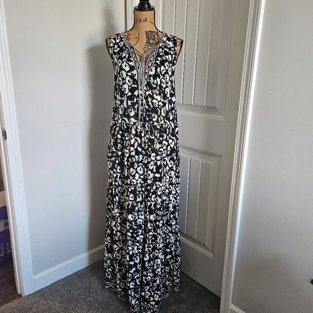 * SOLD*Max Studio Sleeveless Tiered Dress Size XL
